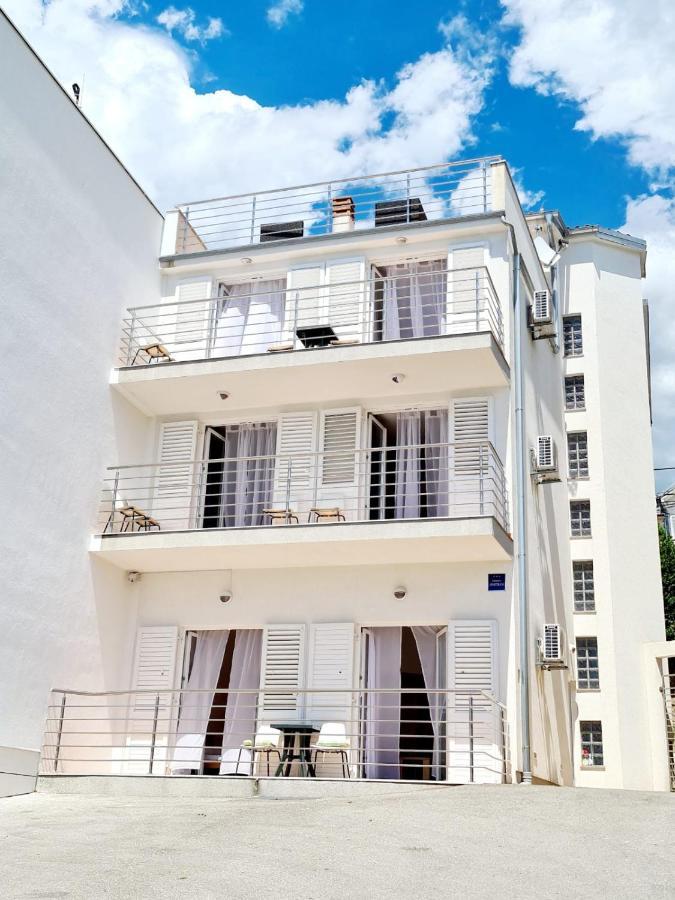 Villa Domgjoni Crikvenica Exterior foto